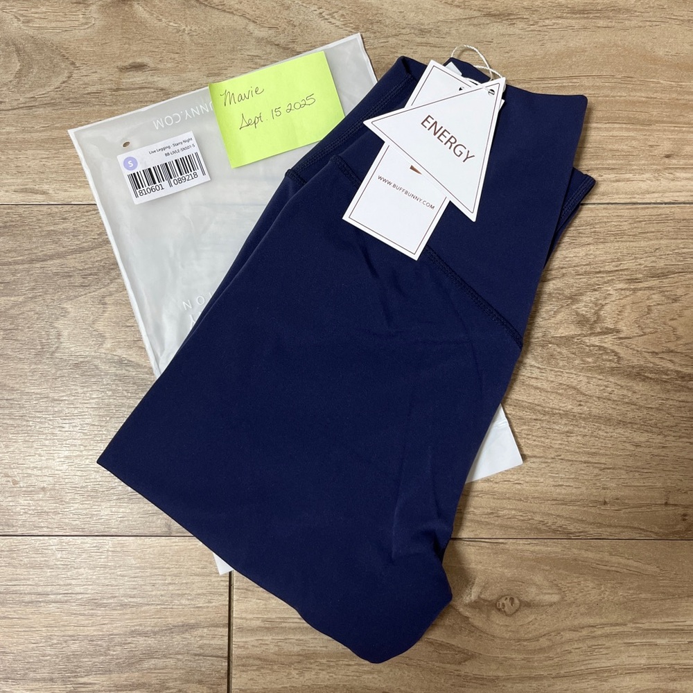 ($70) BuffBunny Live Legging - Starry Night - S